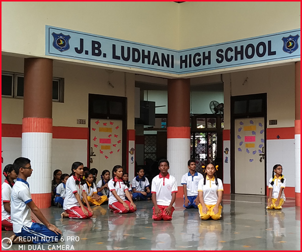 INTERNATIONAL YOGA DAY WAS CONDUCTED AT J B LUDHANI HIGH SCHOOL BY THE STUDENT LED BY PT INSTRUCTOR MR. STEPHEN DABRE.